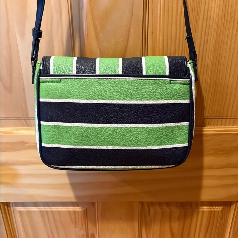 Vera Bradley Flap Crossbody bag in the 
